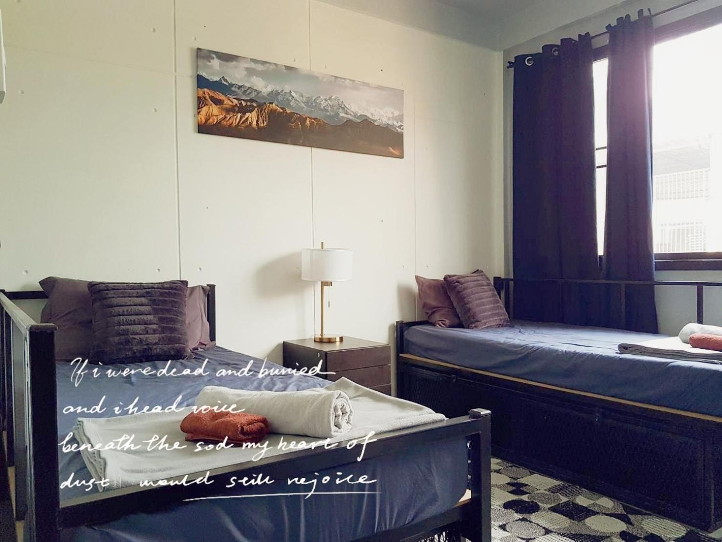 Meemaw'S House Hostel بانكوك الغرفة الصورة